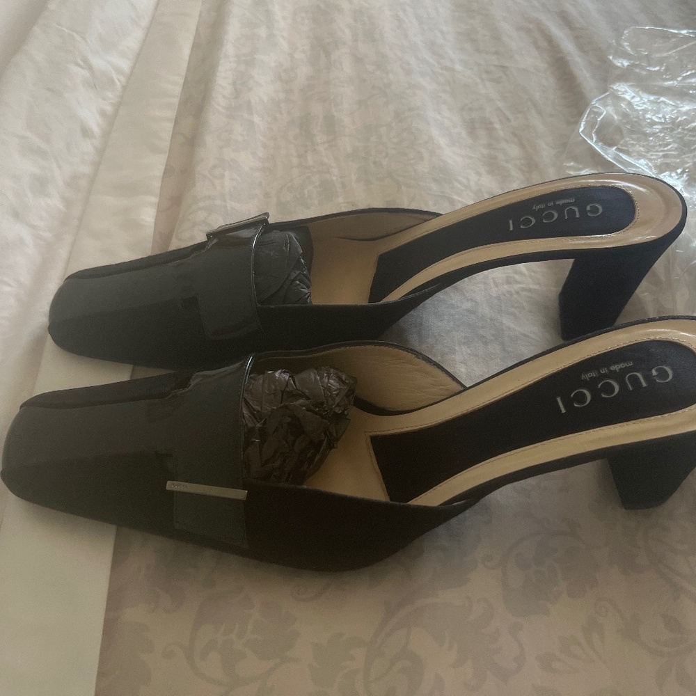 Gucci Made In Italy Black Heels 9B